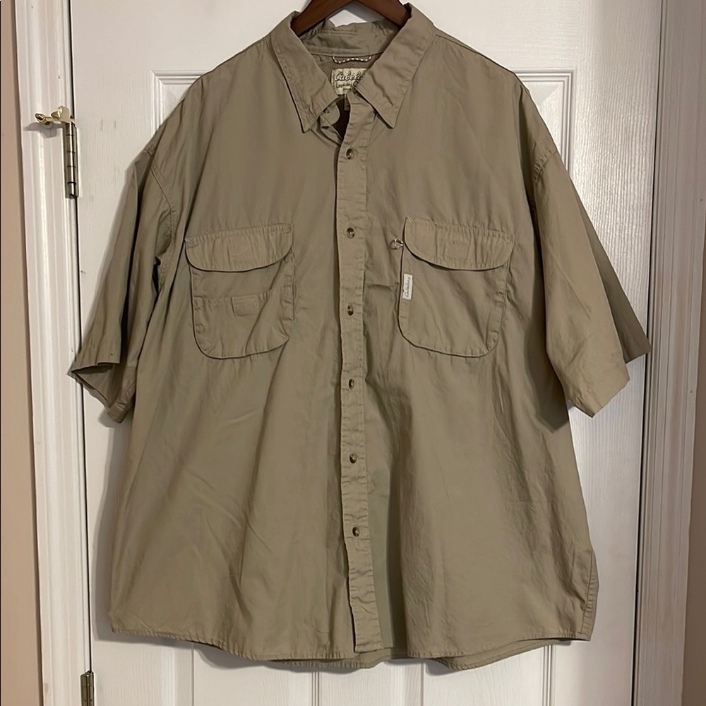 NWOT Cabela's Beige  2XL Mesh-Lined Fishing Shirt